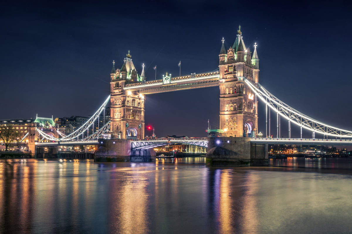 framedcanvas-print-night-at-the-tower-bridge