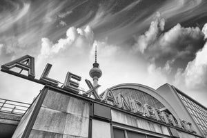 framedcanvas-print-alexanderplatz