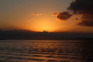 3-piece-canvas-print-beautiful-sunrise-on-the-beach