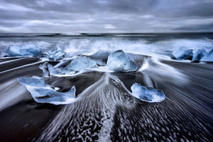framedcanvas-print-blue-diamonds