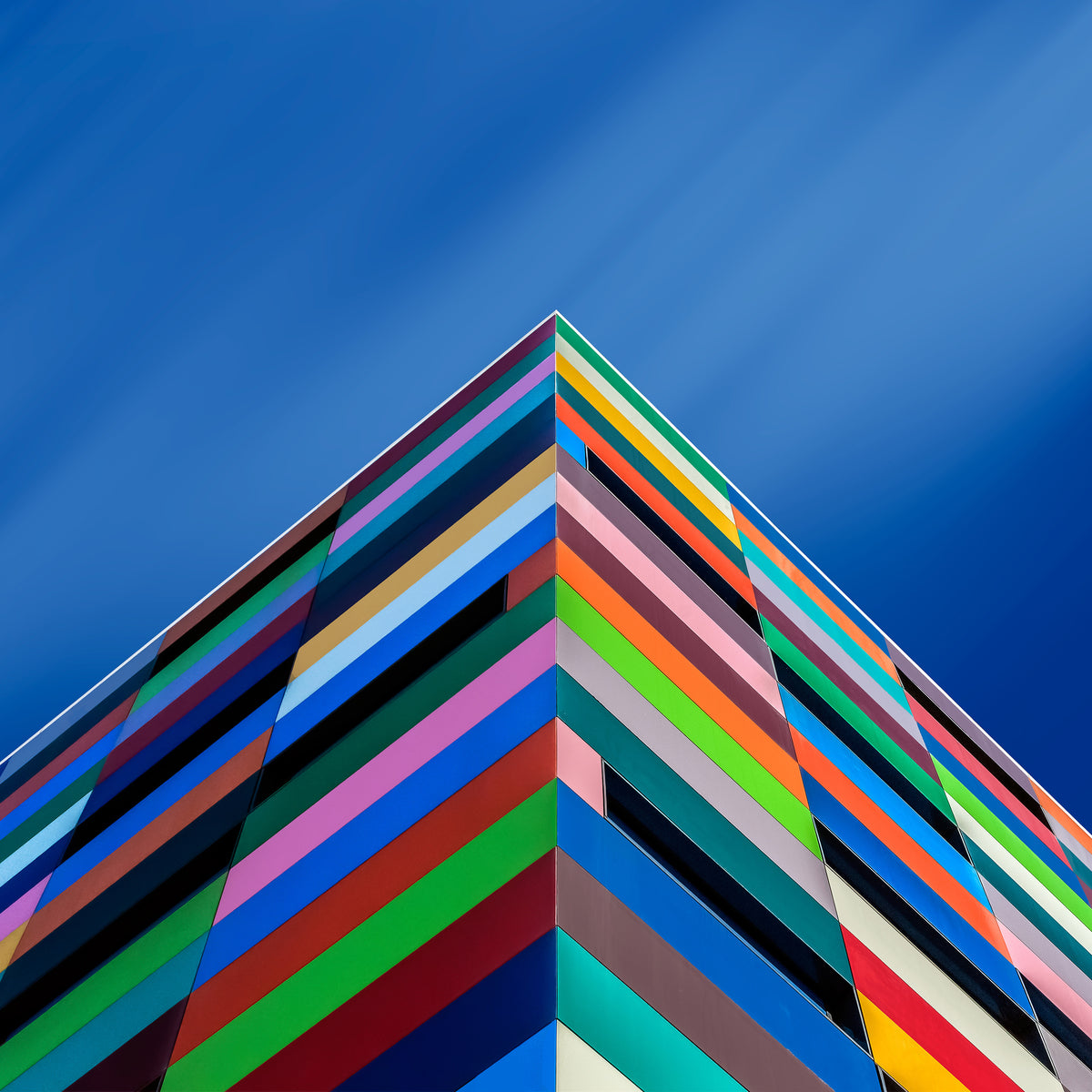 9-piece-acrylic-print-color-pyramid