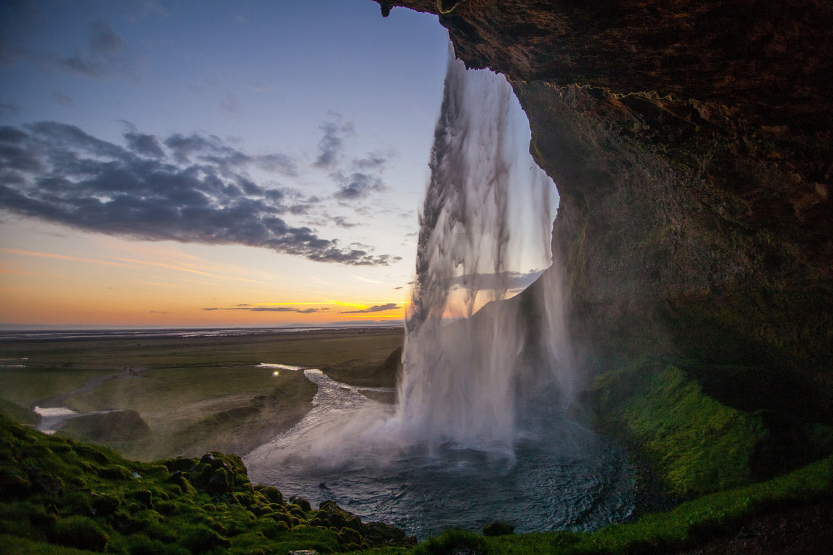 framedcanvas-print-evening-mood-at-the-waterfall