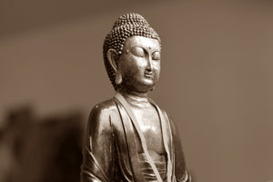 canvas-print-buddha-in-meditation-xl
