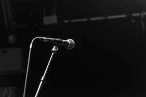 3-piece-aluminium-print-on-stage