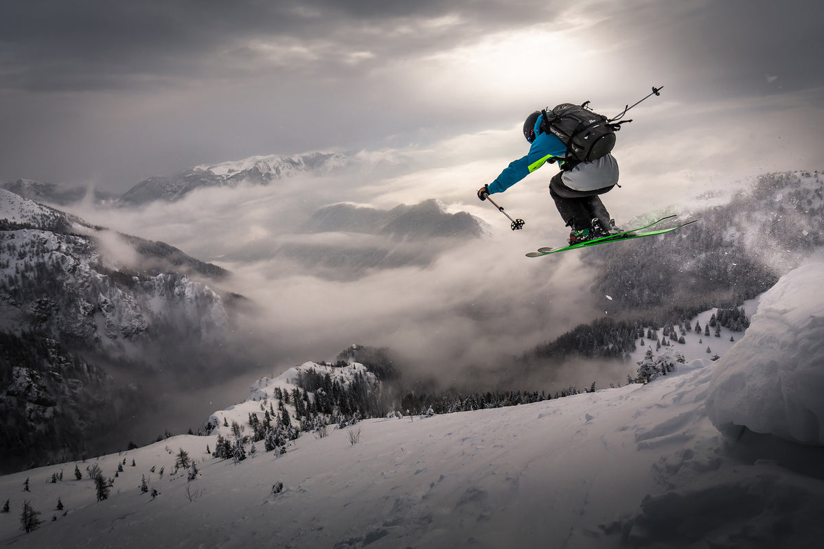 framedposter-print-backcountry-skiing-x