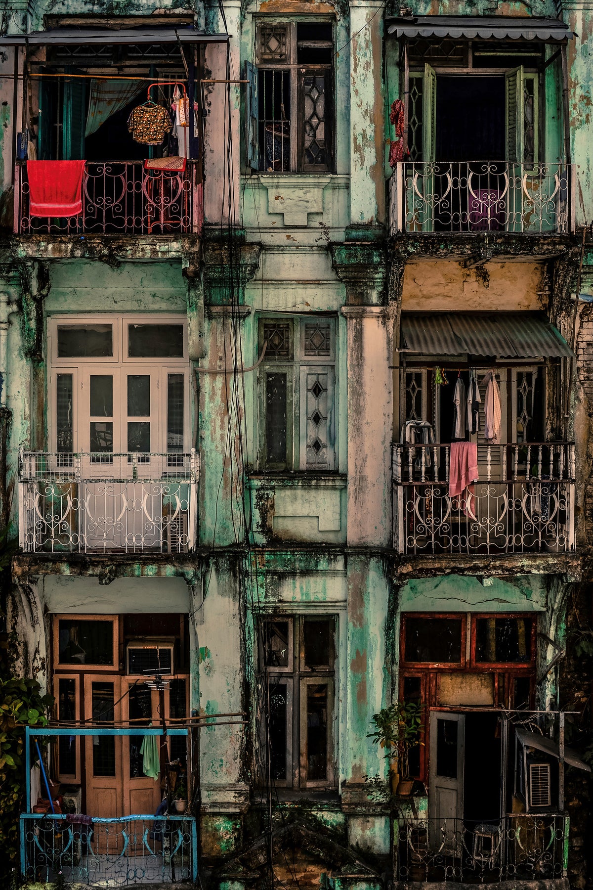 acrylic-print-remnants-of-another-era