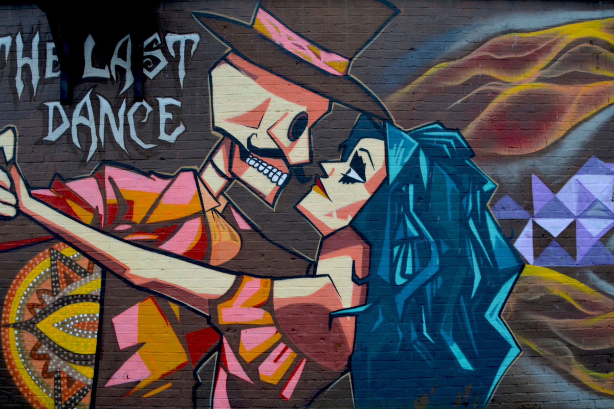 framedposter-print-street-art-last-dance