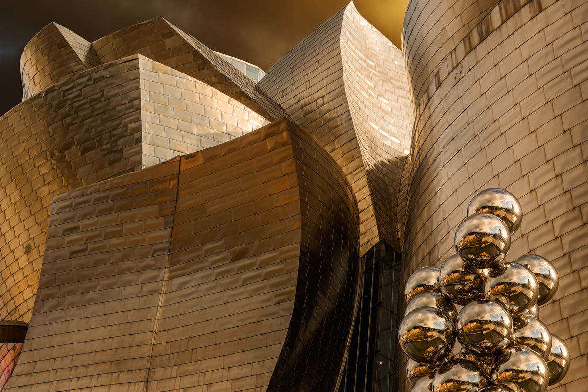 canvas-print-geometry-in-gold-and-steel