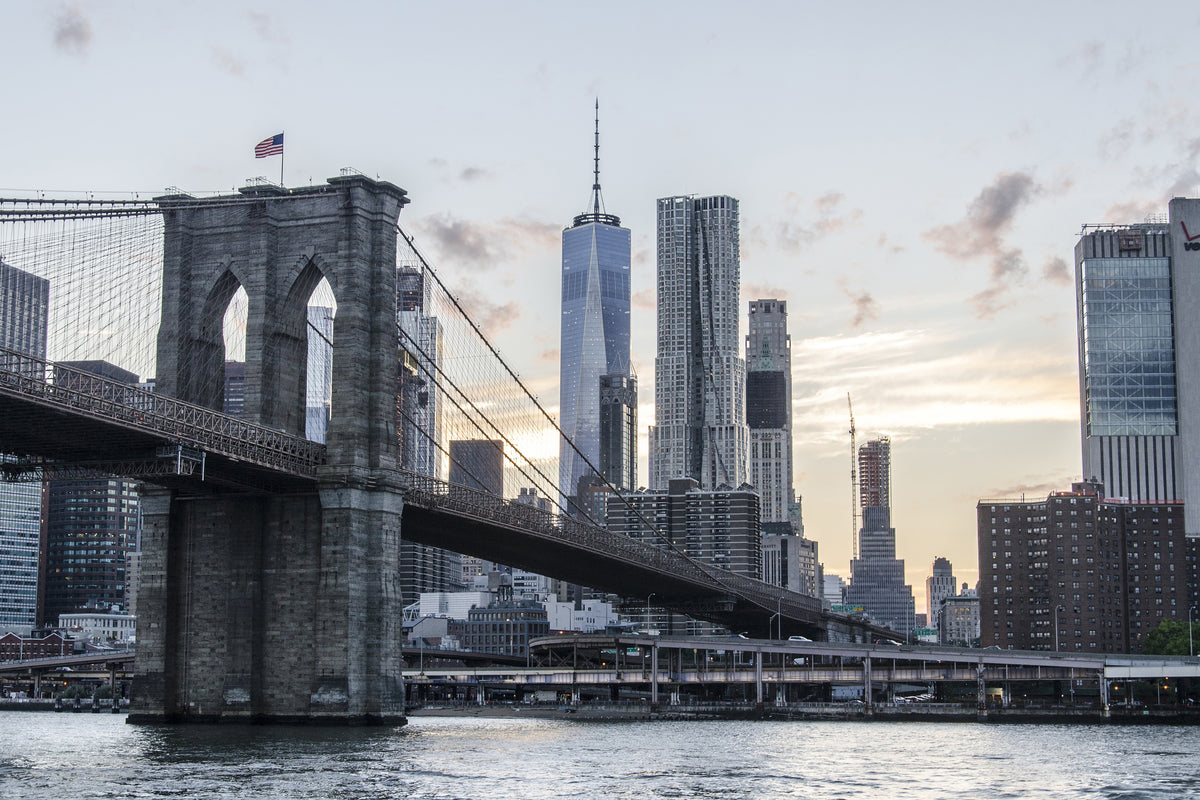 poster-print-the-brooklyn-bridge-in-the-evening