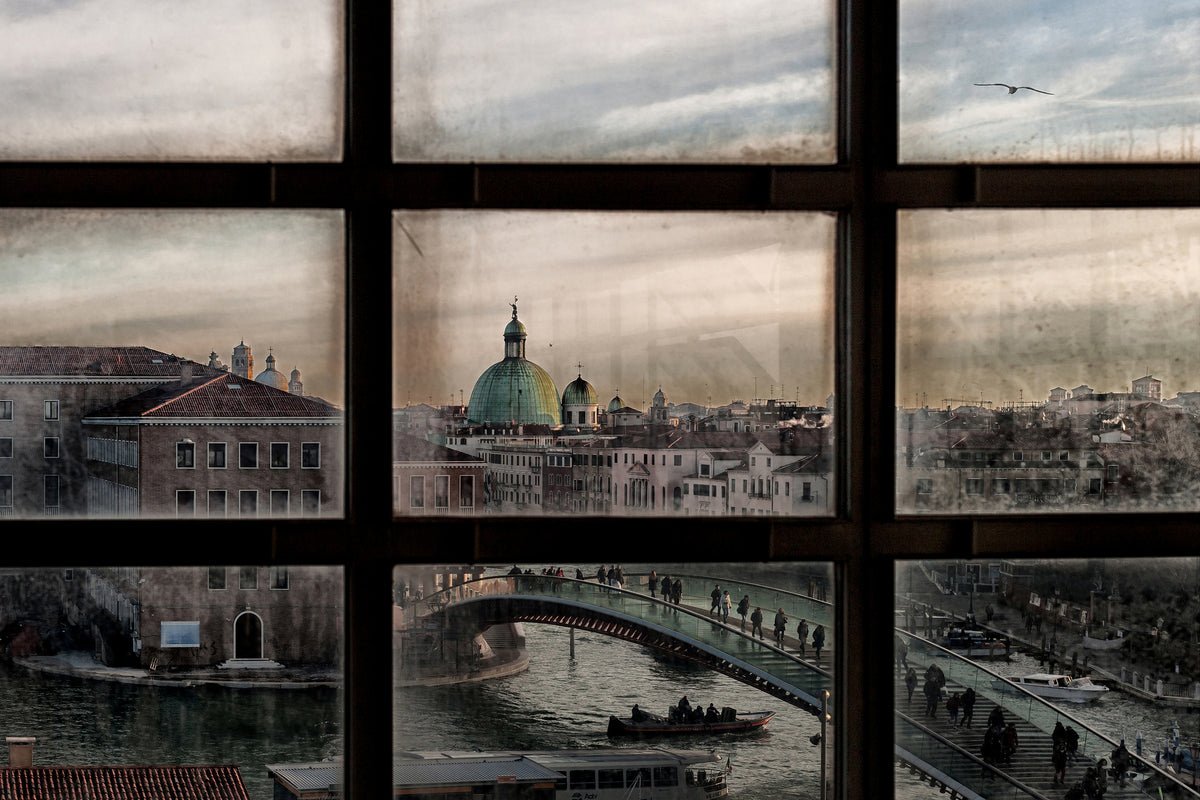 framedposter-print-venice-window