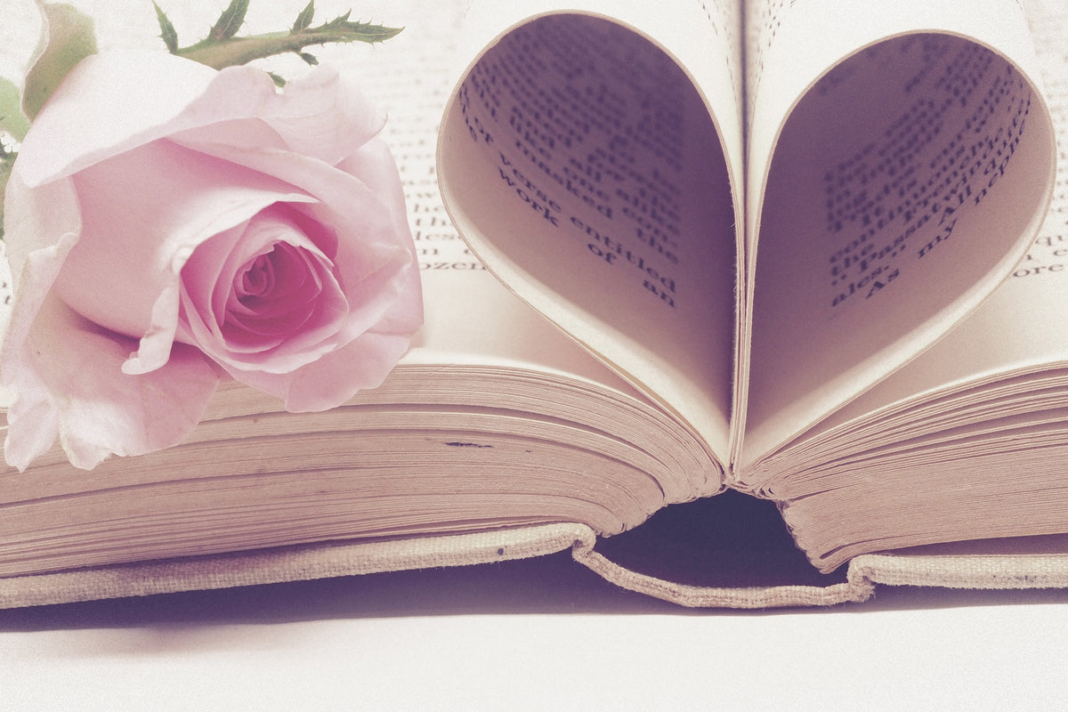 3-piece-canvas-print-the-book-of-love