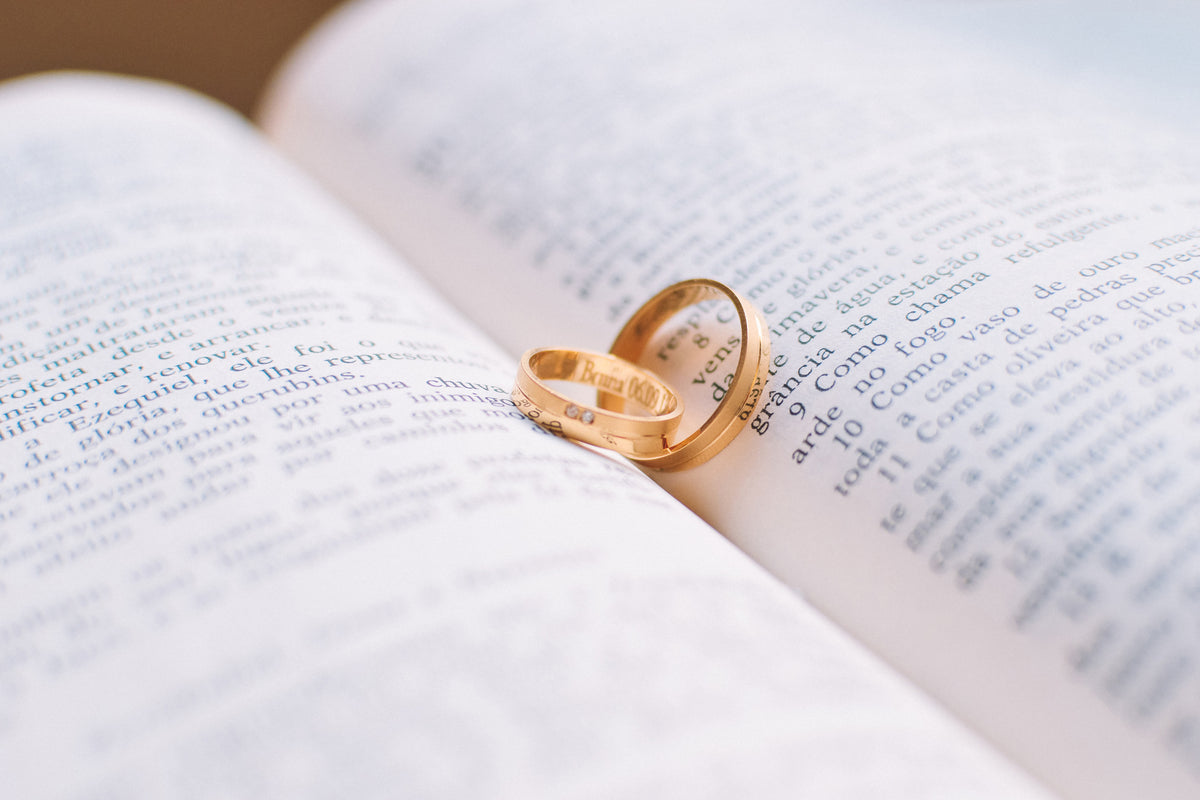 canvas-print-the-wedding-rings