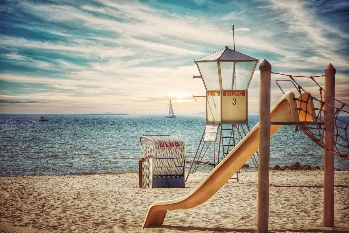 3-piece-canvas-print-lifeguard