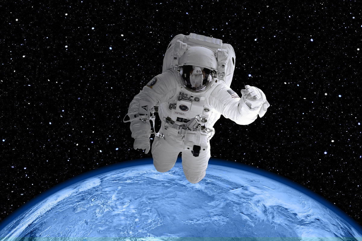 acrylic-print-in-the-spacesuit