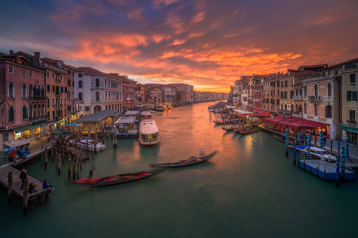 canvas-print-sunset-over-venice