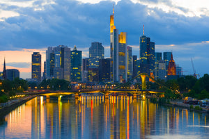 canvas-print-skyline-frankfurt