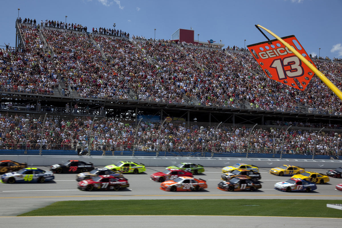 canvas-print-car-racing-in-nascar