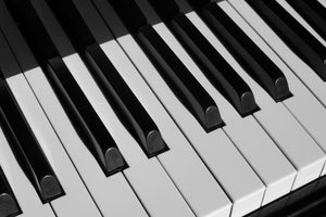 canvas-print-close-up-piano