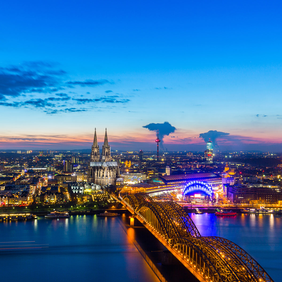 9-piece-aluminium-print-skyline-a-penthouse-in-cologne