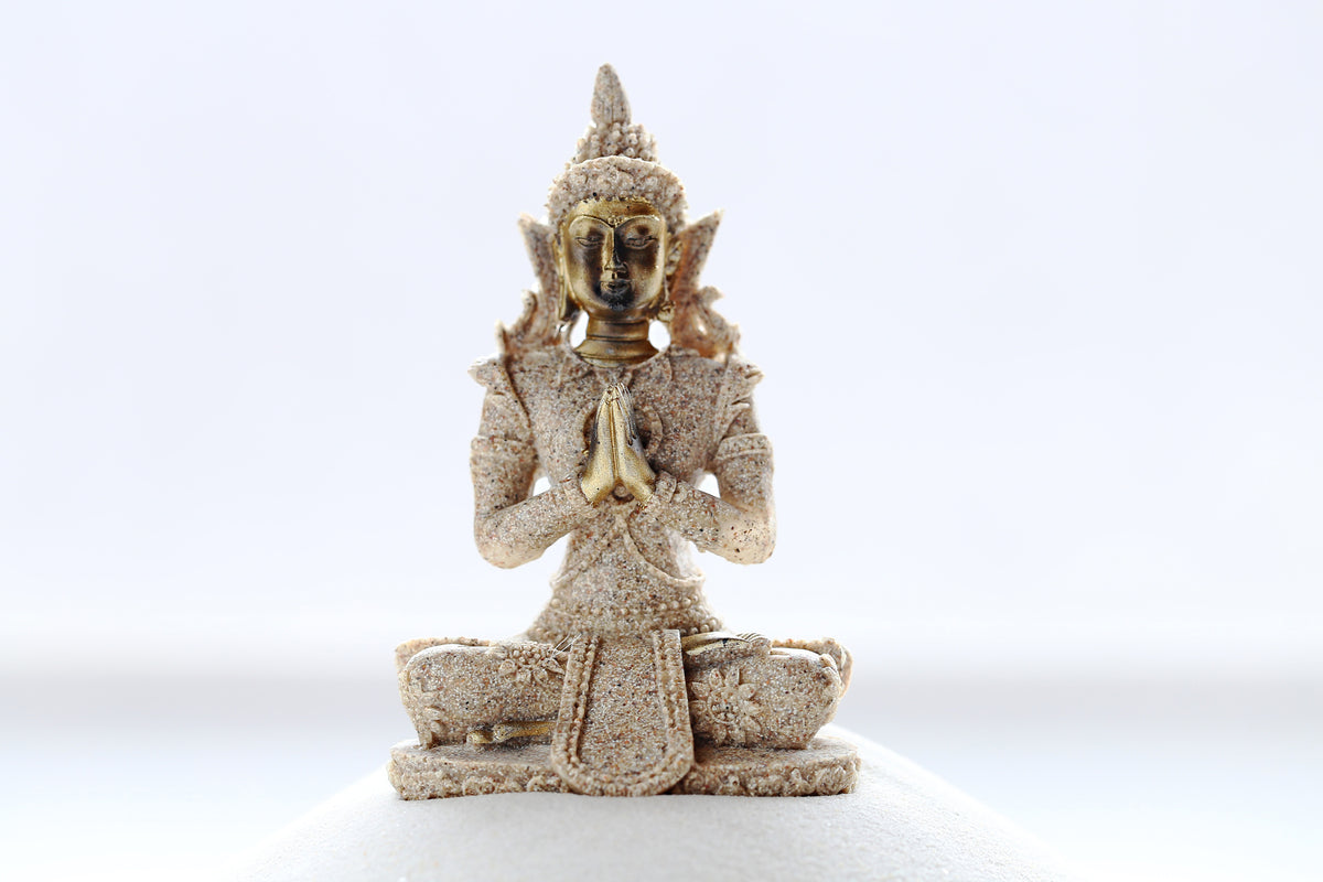 canvas-print-sculpture-of-a-buddha