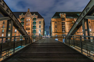 3-piece-aluminium-print-on-the-long-bridge
