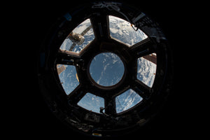 poster-print-a-look-from-the-iss