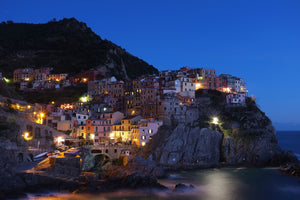 acrylic-print-at-night-in-cinque