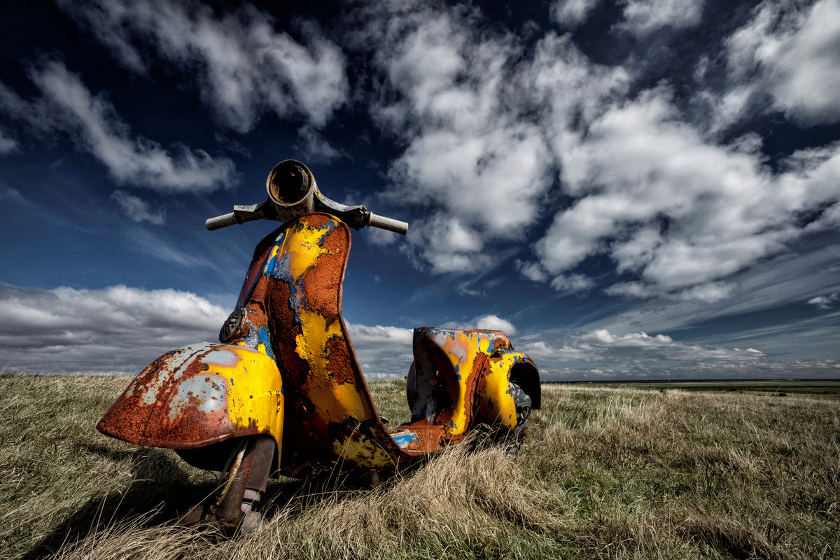 poster-print-yellow-scooter-x