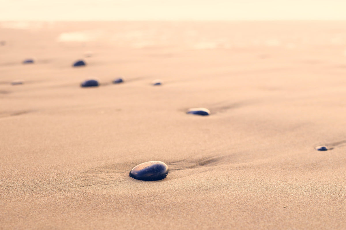 modern-3-piece-acrylic-print-pebbles-in-the-sand