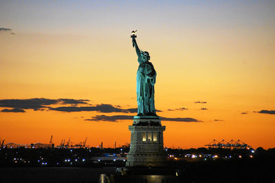 poster-print-statue-of-liberty-in-the-evening-light
