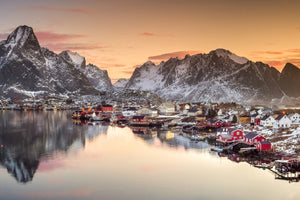 framedcanvas-print-reine-morning-light-x