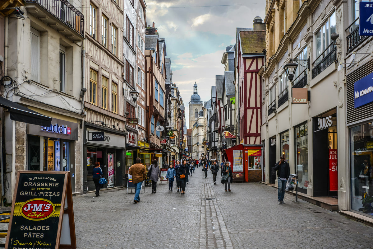 aluminium-print-a-shopping-street